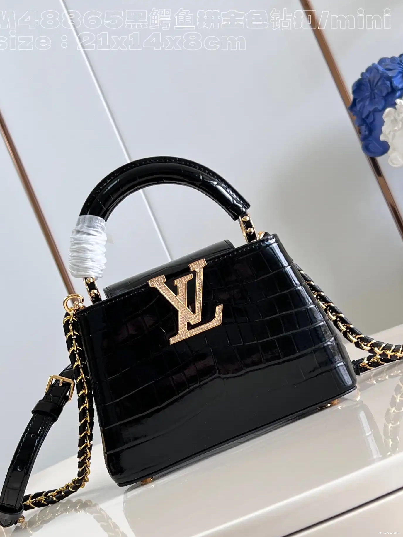 AAA Replica Ru CAPUCINES VUITTON LOUIS MINI-21*14*8CM 0529